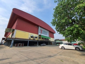 S.W.คอร์ท สนามแบดมินตัน ติดแอร์ ที่จอดรถสะดวก